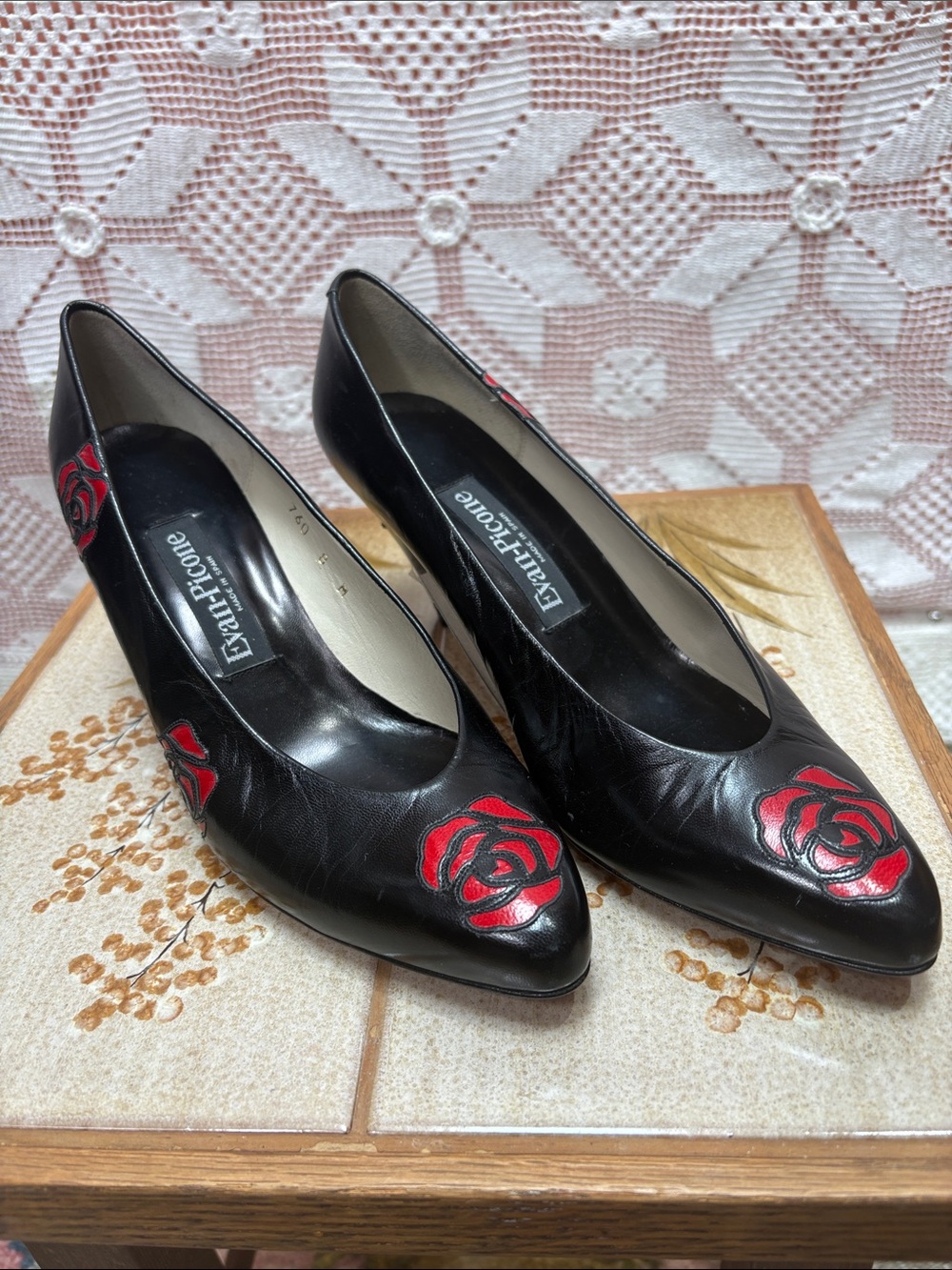 Evan Picone Black Pumps with Red Rose Appliques